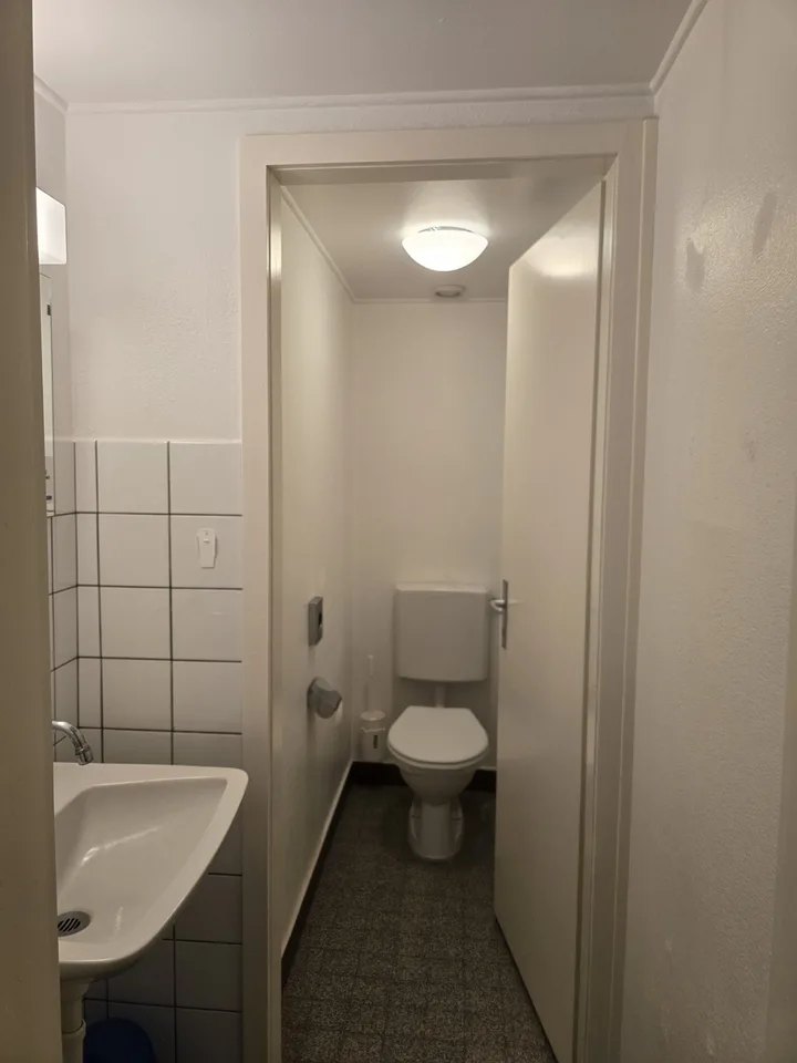 Surface commerciale de 163 m2 – photo 7 sur 8
