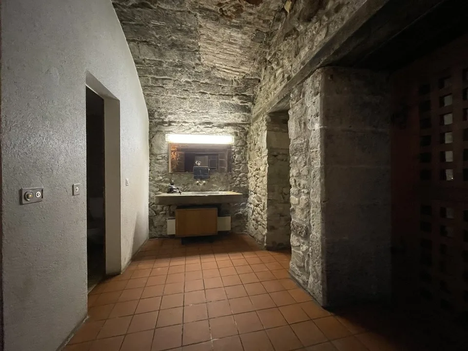 Fribourg (Stadtteil Bourg) - Gewölbekeller zur Miete