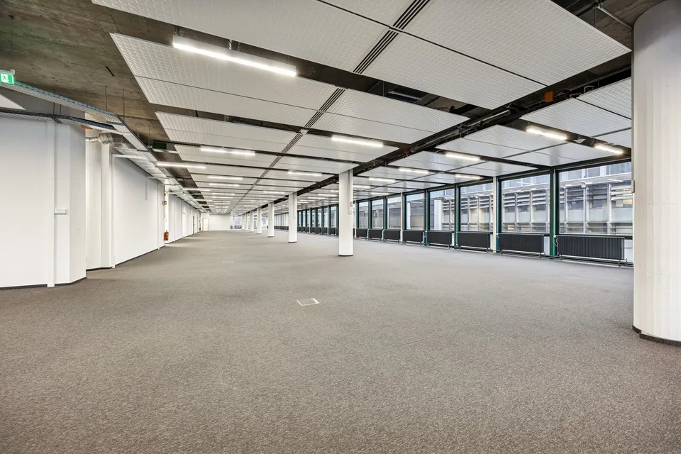 Bürofläche 1’500 m² mit 218 m² Lager, im Herzen von Biel – Foto 17 von 28