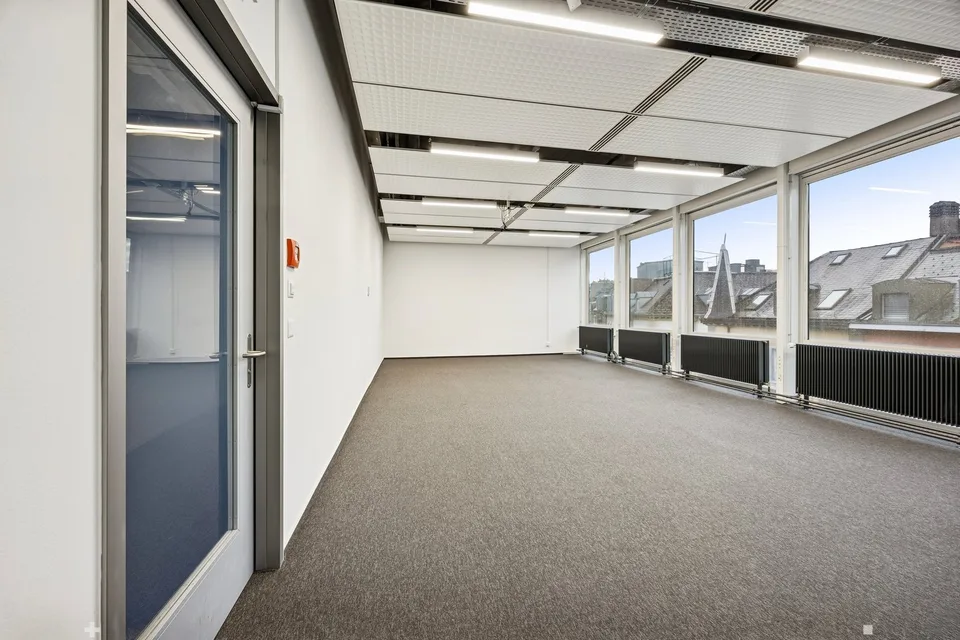 Bürofläche 1’500 m² mit 218 m² Lager, im Herzen von Biel – Foto 7 von 28
