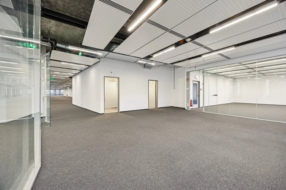 Bürofläche 1’500 m² mit 218 m² Lager, im Herzen von Biel – Foto 11 von 28