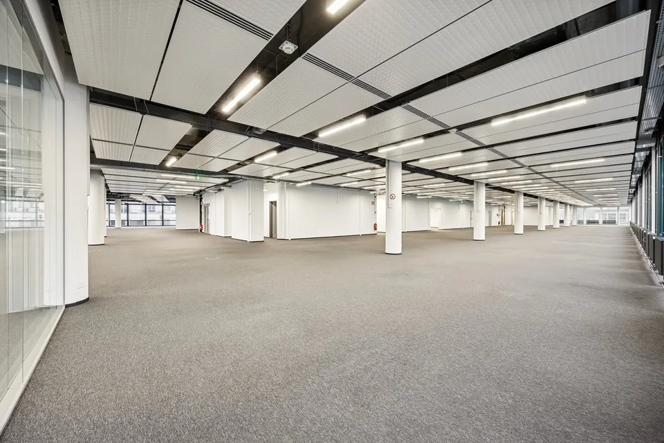 Bürofläche 1’500 m² mit 218 m² Lager, im Herzen von Biel – Foto 15 von 28