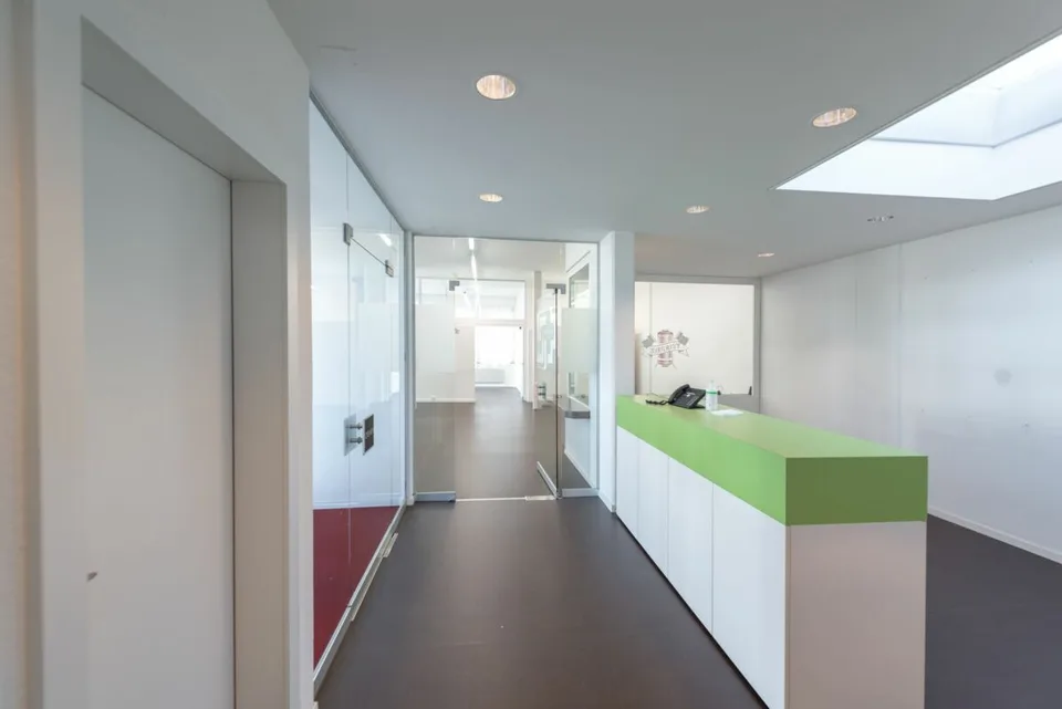 Locaux Commerciaux/Bureaux à Louer – photo 9 sur 17
