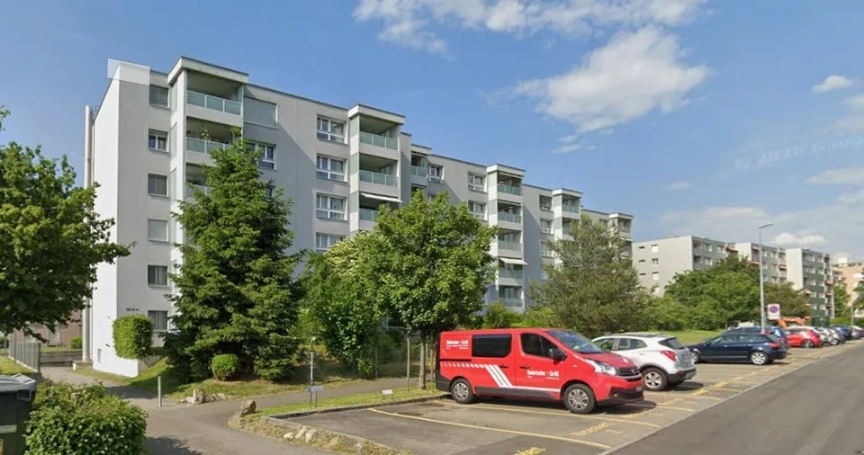 Einstellhalllenplatz in Hinterkappelen