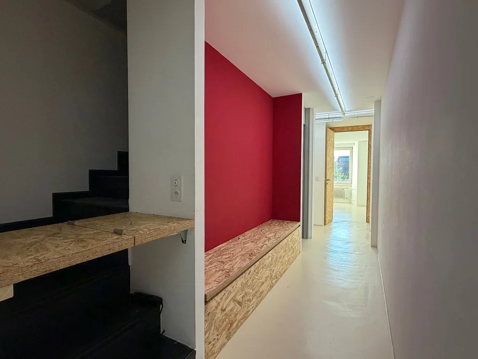 Modernes, untypisches Büro im Herzen von Nyon, mit Seeblick - Place du Château – Foto 17 von 17