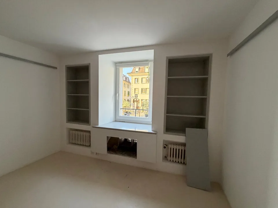 Modernes, untypisches Büro im Herzen von Nyon, mit Seeblick - Place du Château – Foto 13 von 17