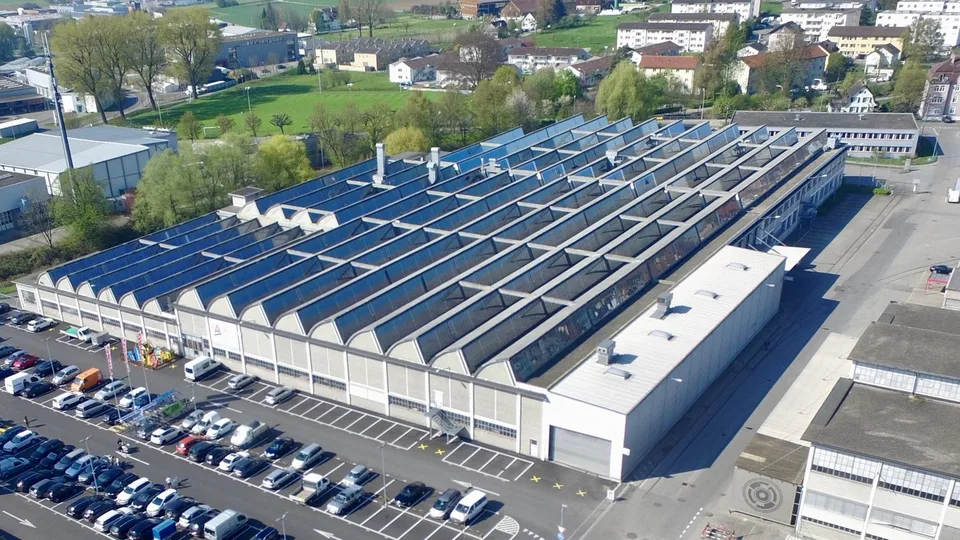 ca. 1'350m2 bis 1‘650m2 Gewerbe-, Industrie- und Lagerflächen