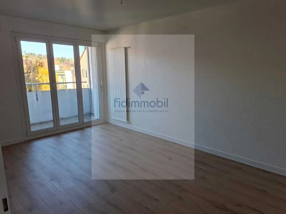 3 Zimmer mit Balkon, Fritz-Courvoisier 24, La Chaux-de-Fonds