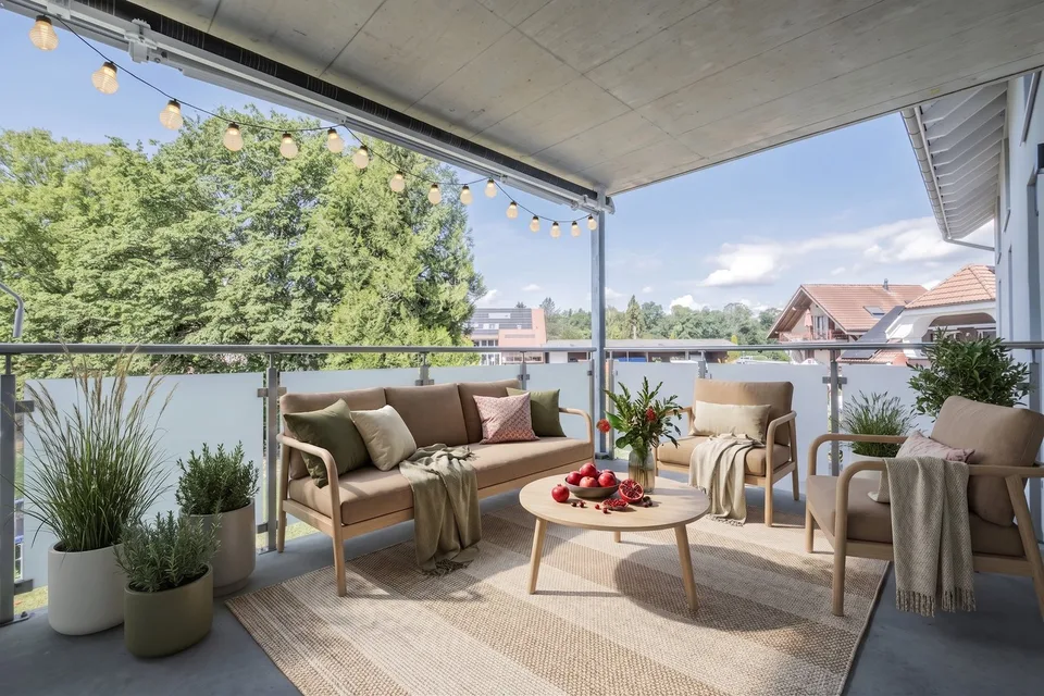 Affascinante appartamento 2.5 locali con balcone a Schalunen