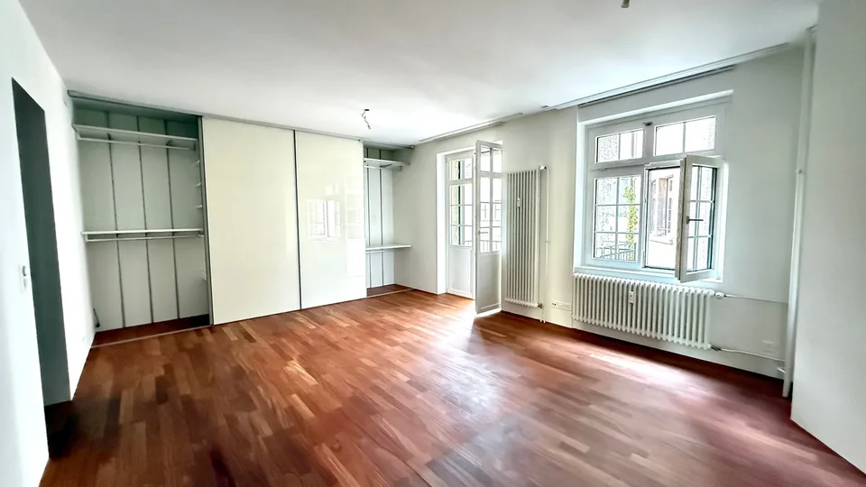 Elegante City-Wohnung in historischer Liegenschaft – Foto 8 von 16