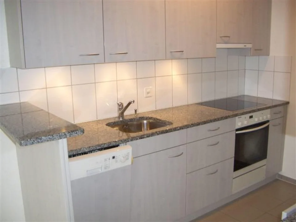 Appartamento di 3.5 locali con due balconi a Langendorf