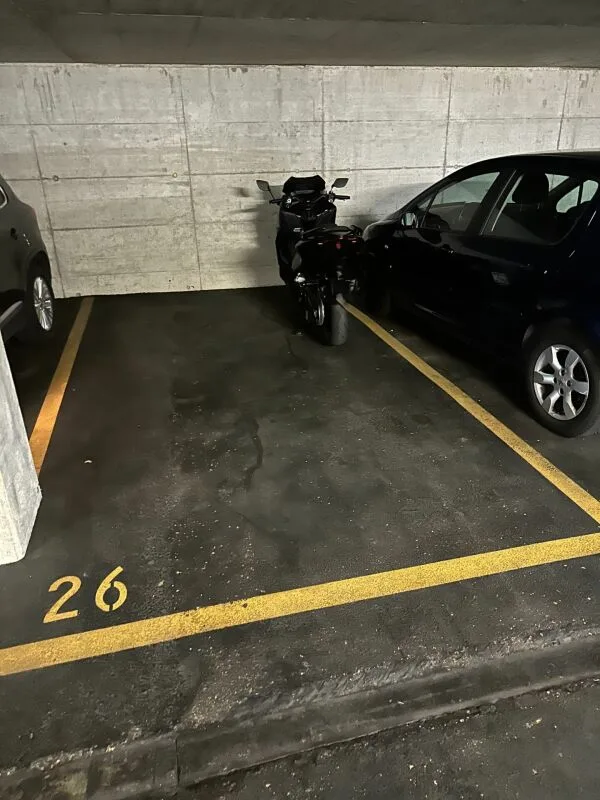 Parkplätze in Tiefgarage