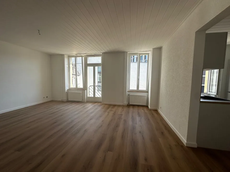 Bell'appartamento di 4.5 locali ristrutturato nel cuore di Delémont – foto 10 di 17