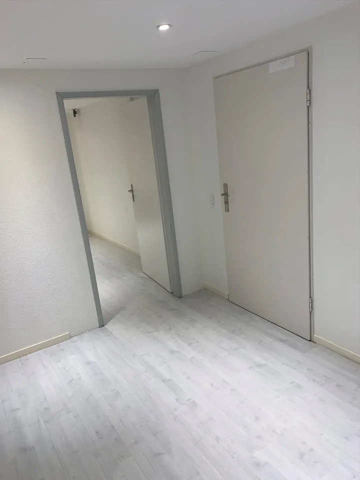160m2 Bureaux à proximité de Letzipark