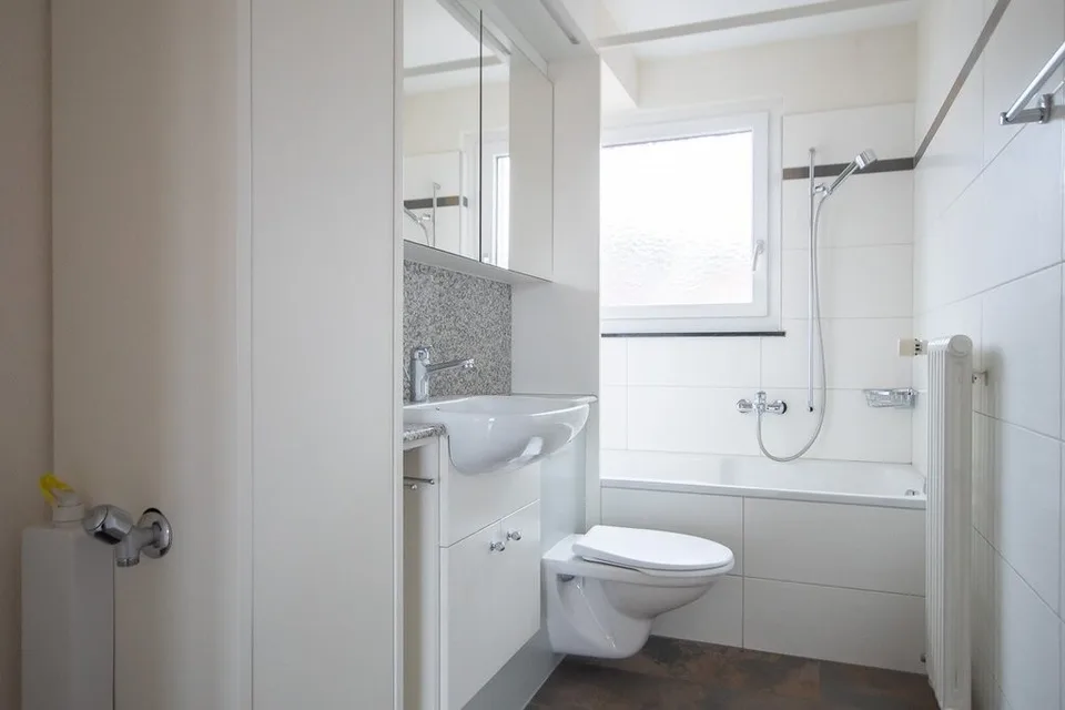 gemütliche 4 Zimmer-Wohnung mit Balkon