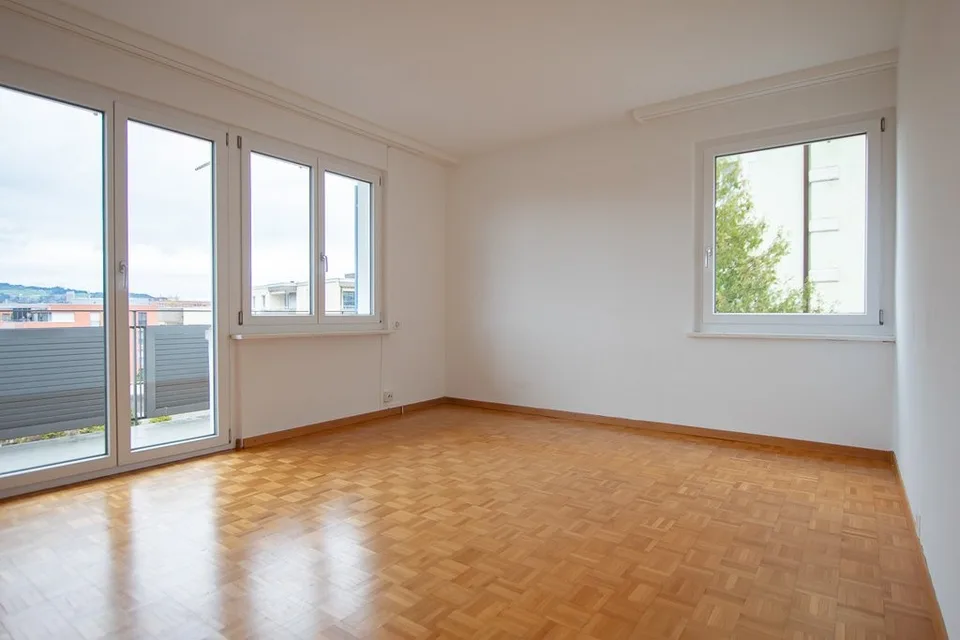 gemütliche 4 Zimmer-Wohnung mit Balkon