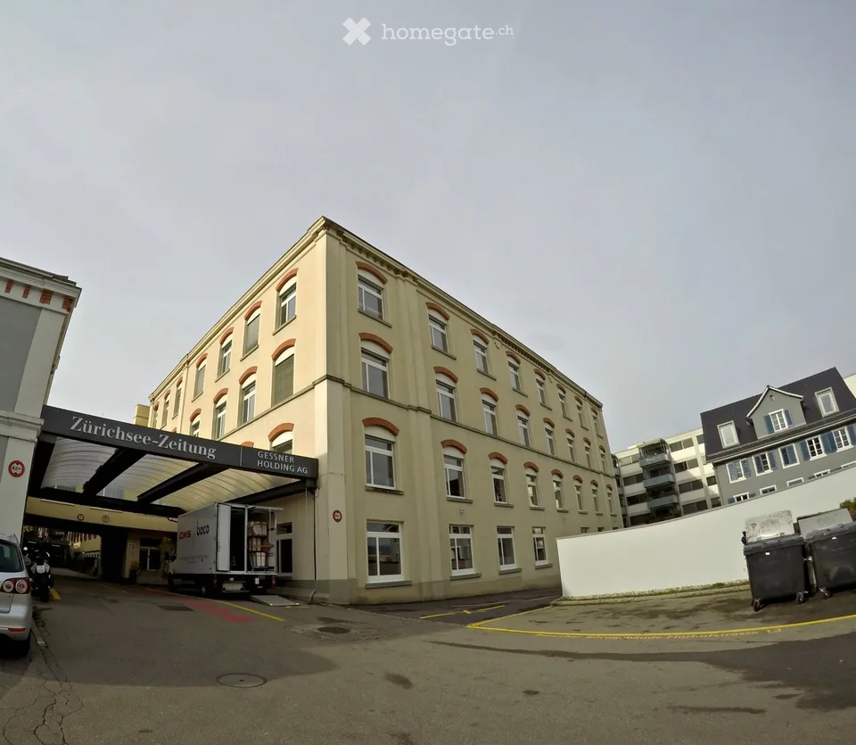 Attraktive und flexible Büroräume in gepflegtem Geschäftsgebäude an zentraler Lage