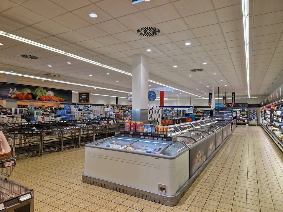 surface commerciale divisible - Modulare Gewerbefläche