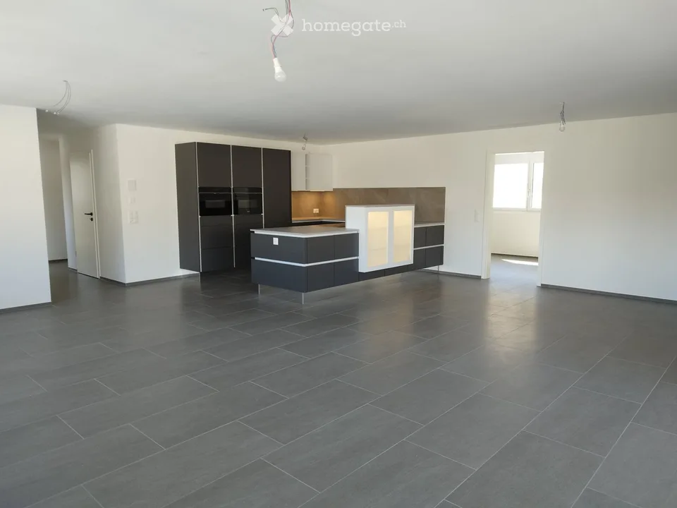 Appartamento in prima occupazione, moderno & centrale