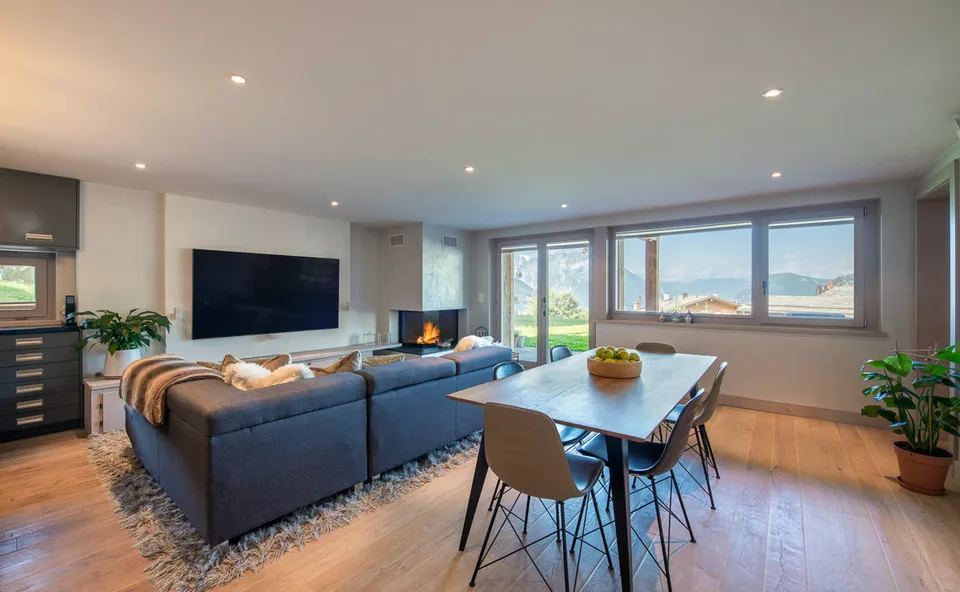 New build garden apartment moments from Medran