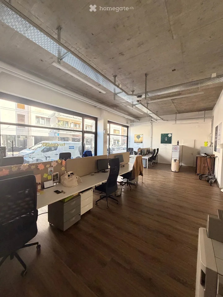 Espace commercial exceptionnel au Bois-Melly
