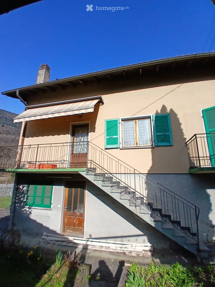Vendesi casa unifamigliare
