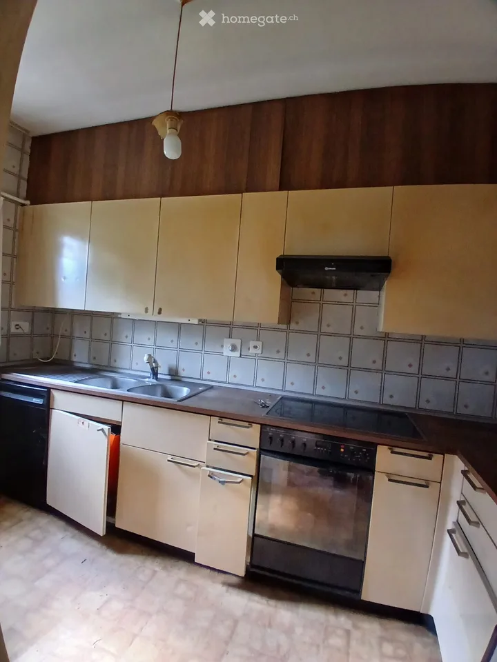 Vendesi casa unifamigliare