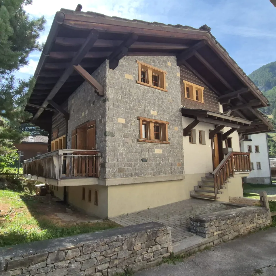 Chalet consisting of two apartments - 160 m2 - Les Haudères