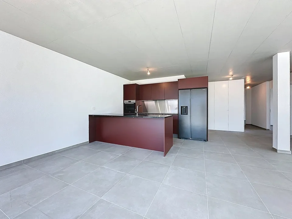 Bright attic with exclusive amenities