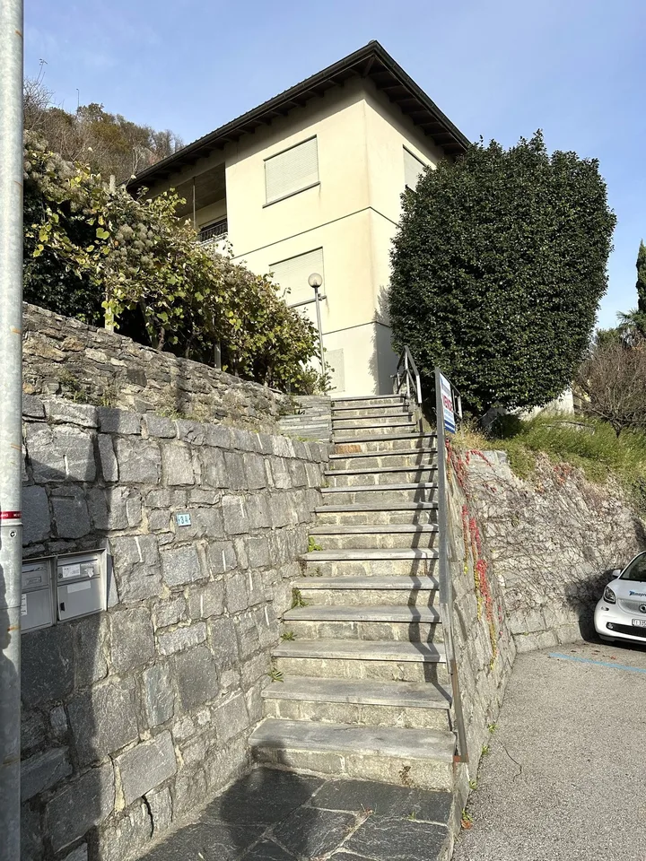 Casa bifamiliare 3.5 + 4.5 - Monte Carasso
