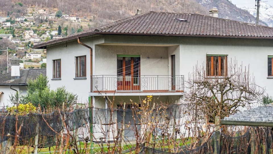Großes Haus mit Garten in Roveredo – Foto 9 von 30