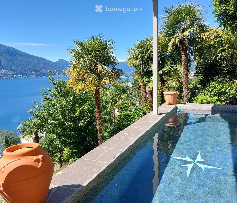 Villa mit traumhafter Seesicht - Villa con bella vista lago