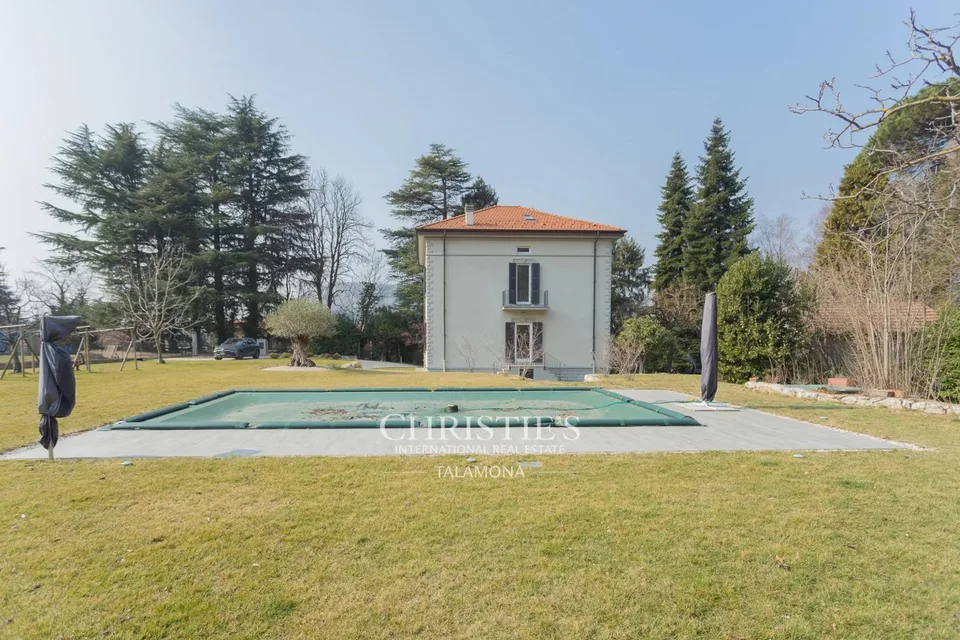 Villa storica dell'inizio del 20esimo secolo a Gemonio, Lago Maggiore – foto 11 di 13