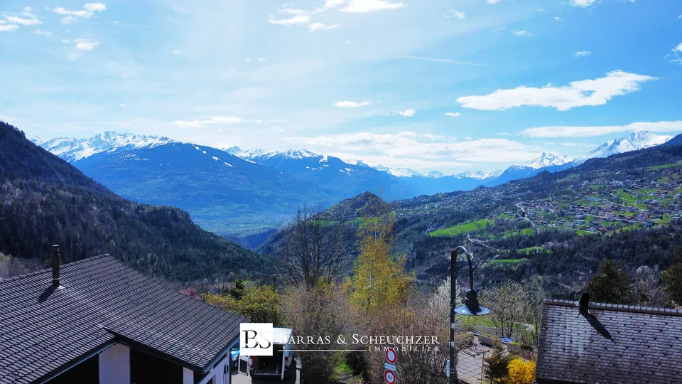 Magnifique duplex en attique de 4.5 pièces
