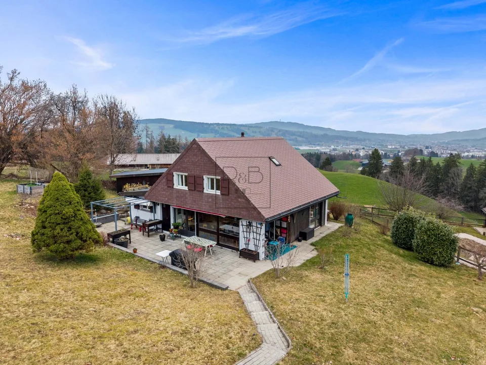 Einfamilienhaus in La Tour-de-Trême