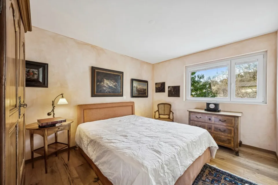 Stilvolle 4.5-Zimmer-Etagenwohnung in ruhiger Lage von Savièse
