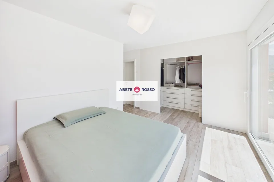 Prächtiges Dachgeschoss mit 4,5 Zimmern, großer Terrasse und modernen Ausstattungen. – Foto 27 von 30