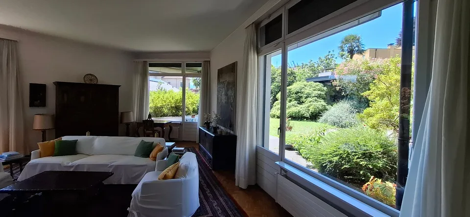 Villa mit großem Baupotenzial – Foto 6 von 9