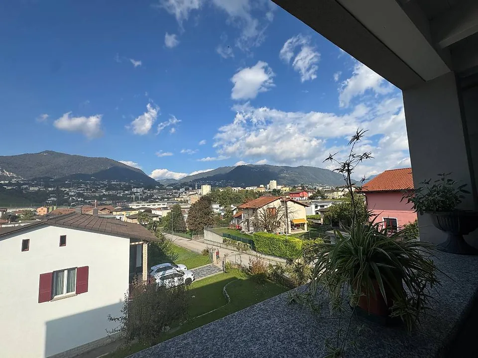 Balerna - vendesi stabile a reddito