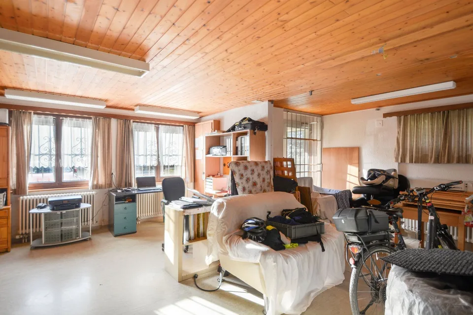 Haus im Dorf mit 6.5 Zimmern in Fahy – Foto 12 von 13