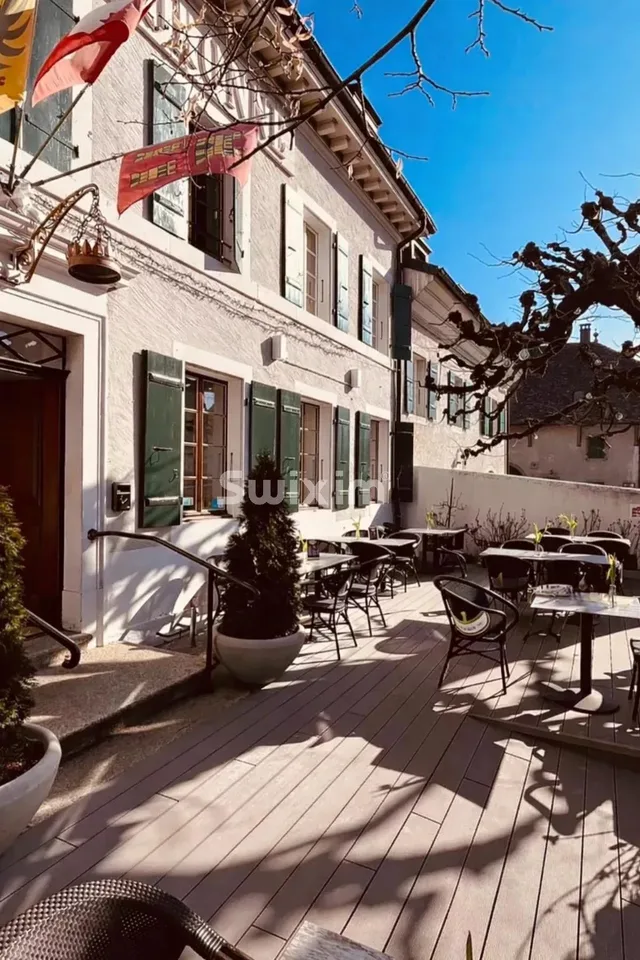 Charming restaurant with terrace