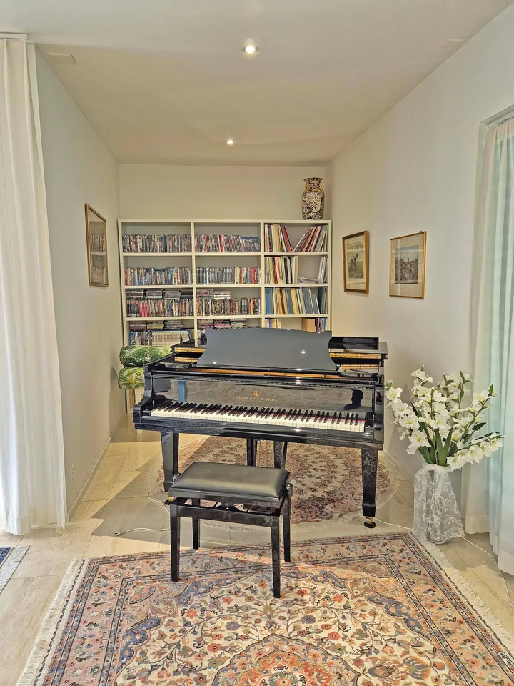 Stupenda villa in stile minimal con Standard Minergie – foto 8 di 12