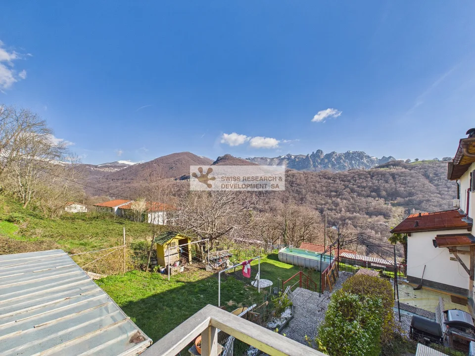 CARATTERISTICO APPARTAMENTO DI 3,5 LOCALI CON GIARDINO E GRANDE POTENZIALE  - ZWEITWOHNSITZ