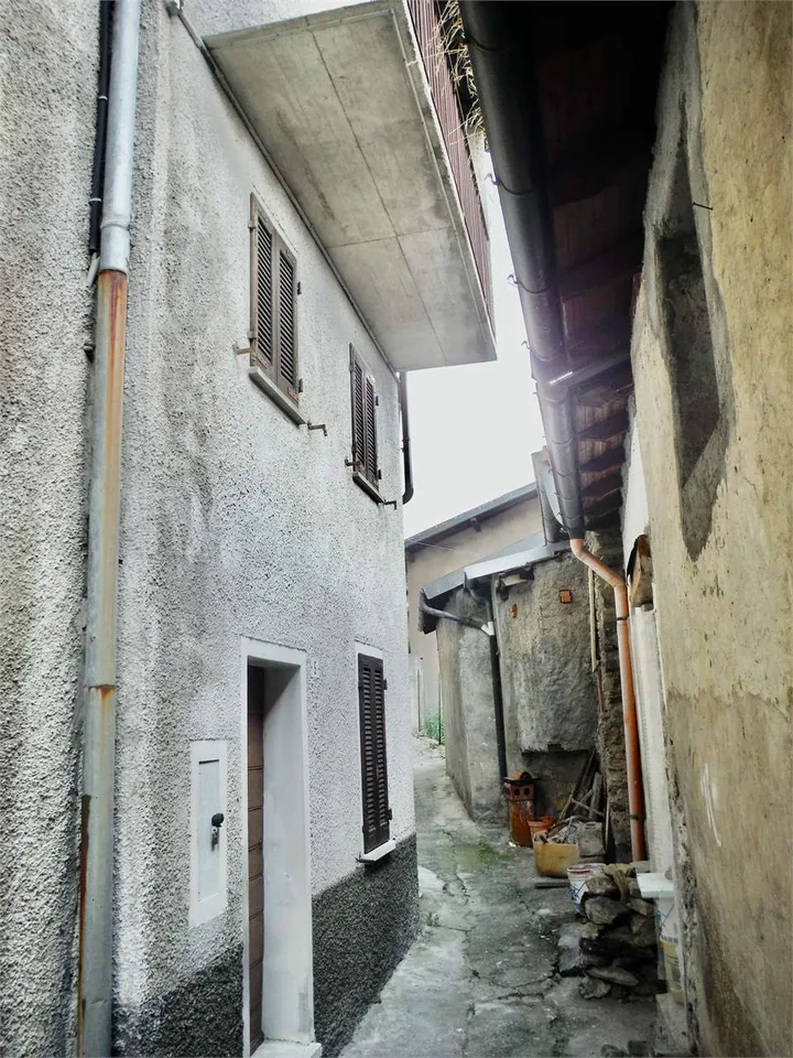 Haus in den Bergen Val Cavargna- Italien