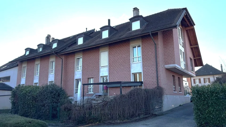 Immeuble locatif  9 logements et parking