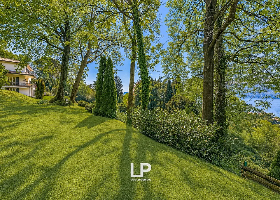 Villa con vista panoramica sul Lago Maggiore a Leggiuno – foto 13 di 13