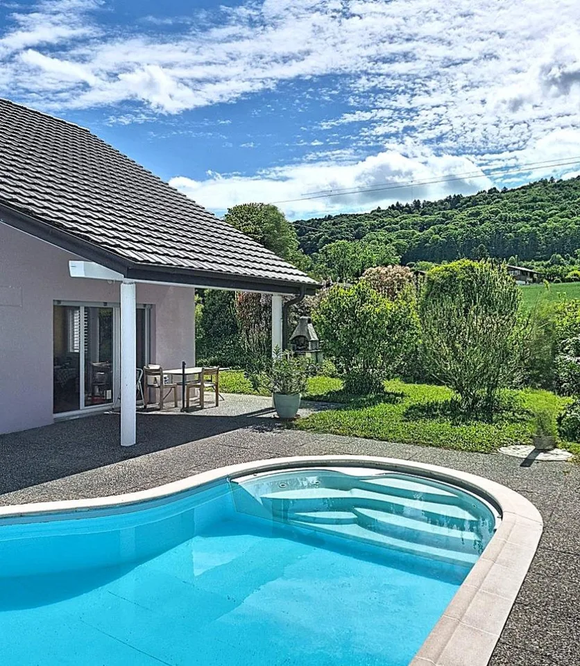 Cheyres (DE) - Haus 5,5 Zimmer - Wohngebiet - 300 Meter vom See