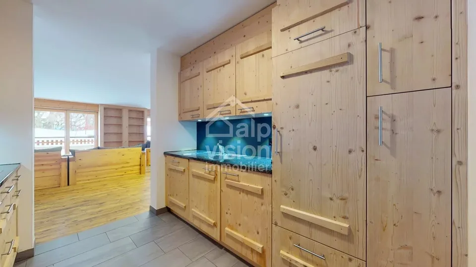APPARTEMENT 3.5 VON AUSSERGEWÖHNLICHER SCHÖNHEIT SKI IN SKI OUT IN VEYSONNAZ – Foto 10 von 13