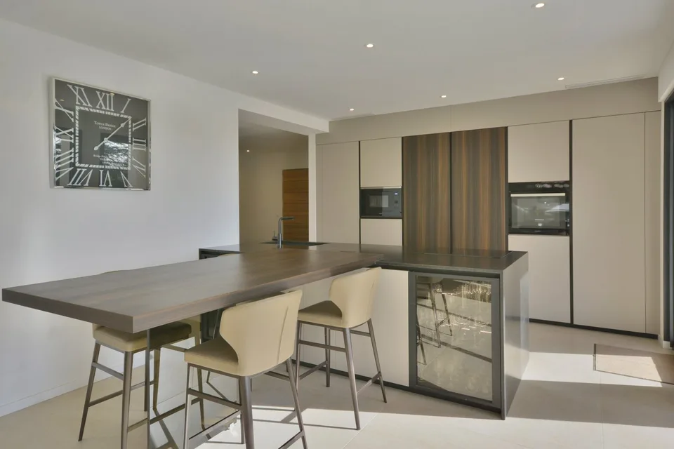 Villa contemporanea ristrutturata – 320 m² – Châteauneuf-Grasse (06560) – Costa Azzurra