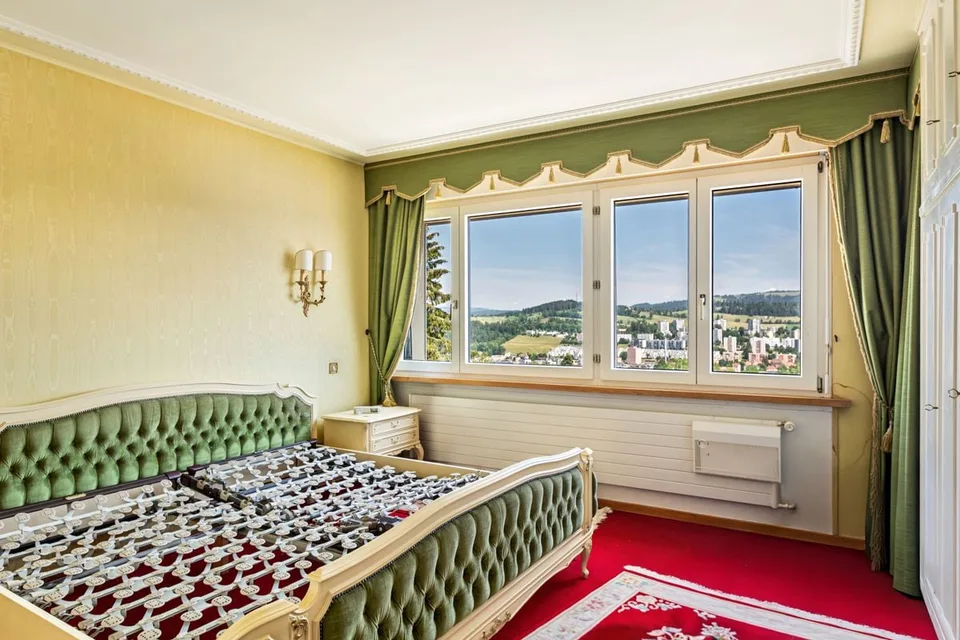 Wohnung PPE mit 4.5 Zimmern, Balkon und Doppelgarage – Foto 10 von 12